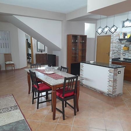 Casa Vacanze A 2 Minuti Dal Mare Авола Екстериор снимка