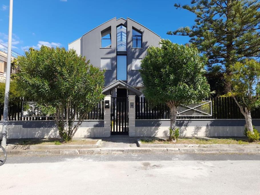 Casa Vacanze A 2 Minuti Dal Mare Авола Екстериор снимка