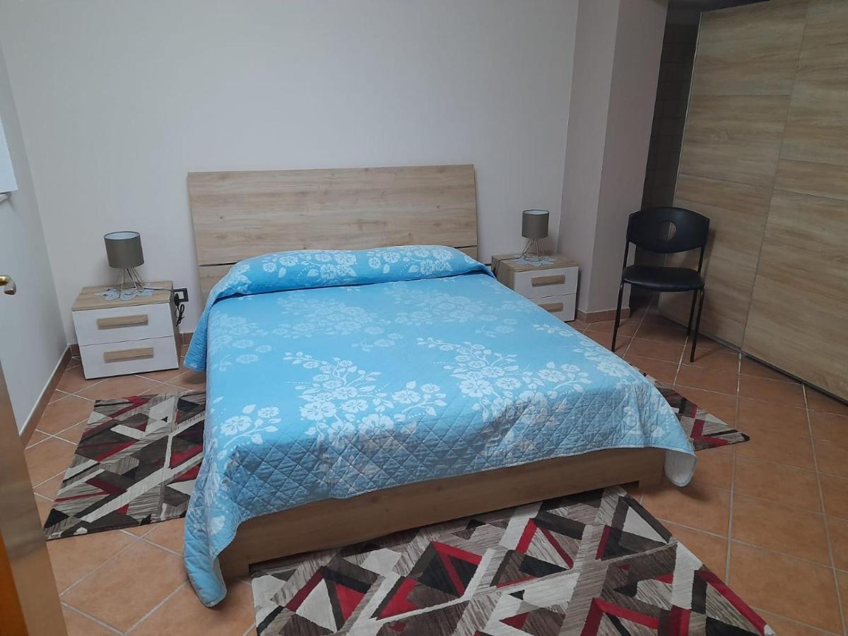 Casa Vacanze A 2 Minuti Dal Mare Авола Екстериор снимка